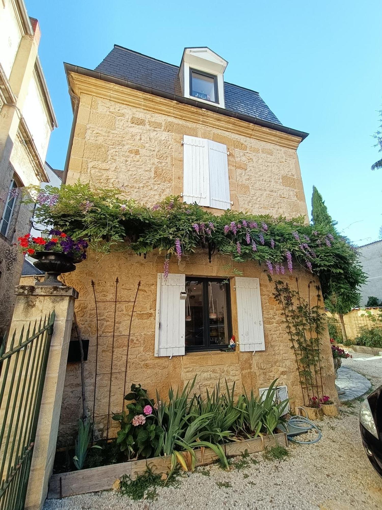 Les Chambres D'Hotes Chez Alisa Et Daniel Sarlat-la-Caneda Εξωτερικό φωτογραφία